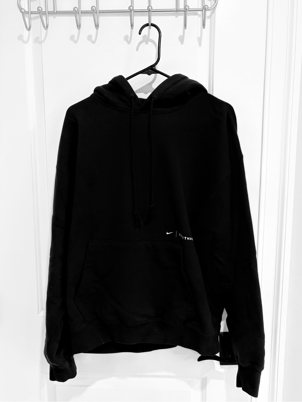 Nike Black Hoodie ~ Women’s Sports - Picture 6 of 6